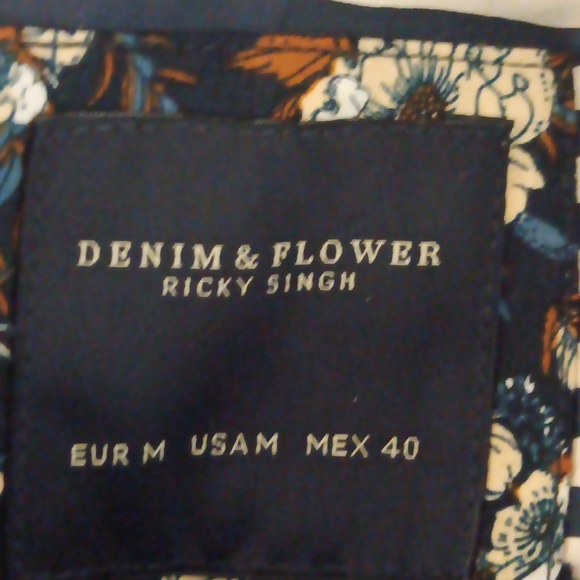 A brand new with tag unisex pullover med navy blue sweater from denim&flowers - Picture 4 of 4